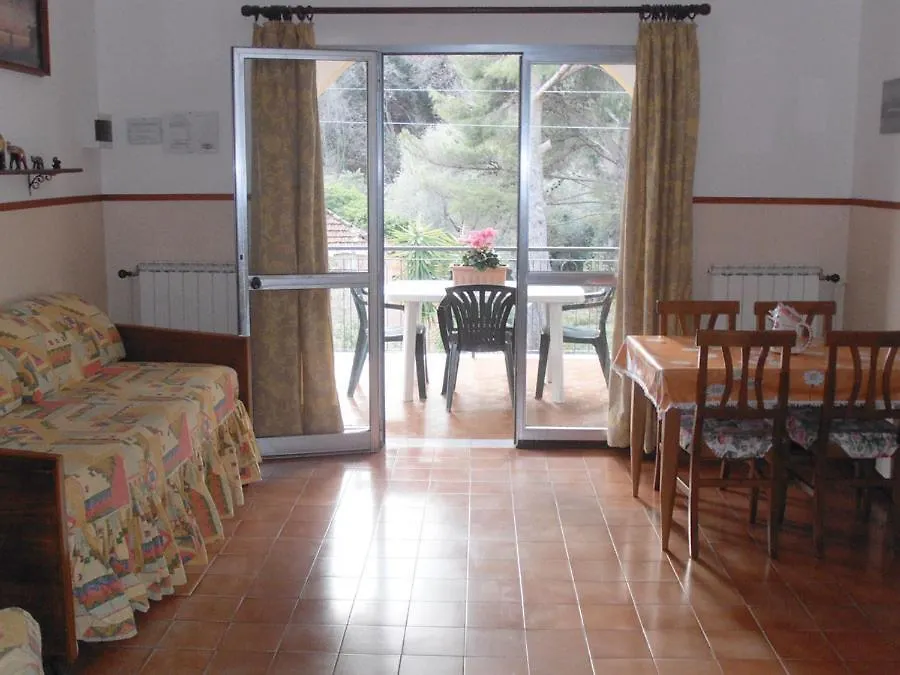 Villini Amoretti A2 Villa Alassio